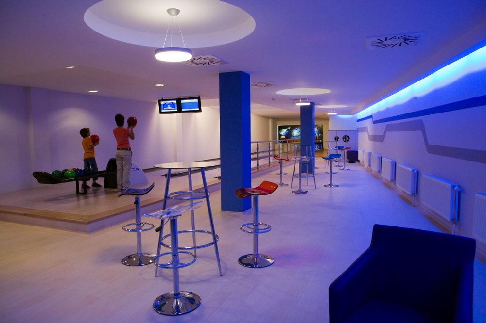 Famulus Kollegium Hostel Gyor Fasilitas foto